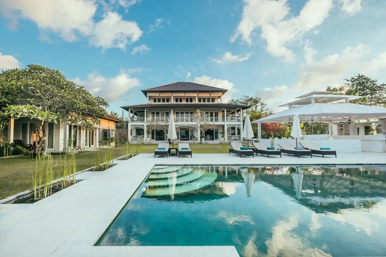 The Backyard Bingin: Private Beach-View Mansion for Events Uluwatu  Indonesia