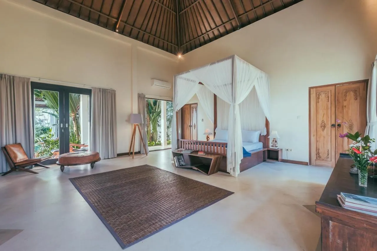 Villa The Backyard Bingin: Private Beach-View Mansion for Events Uluwatu